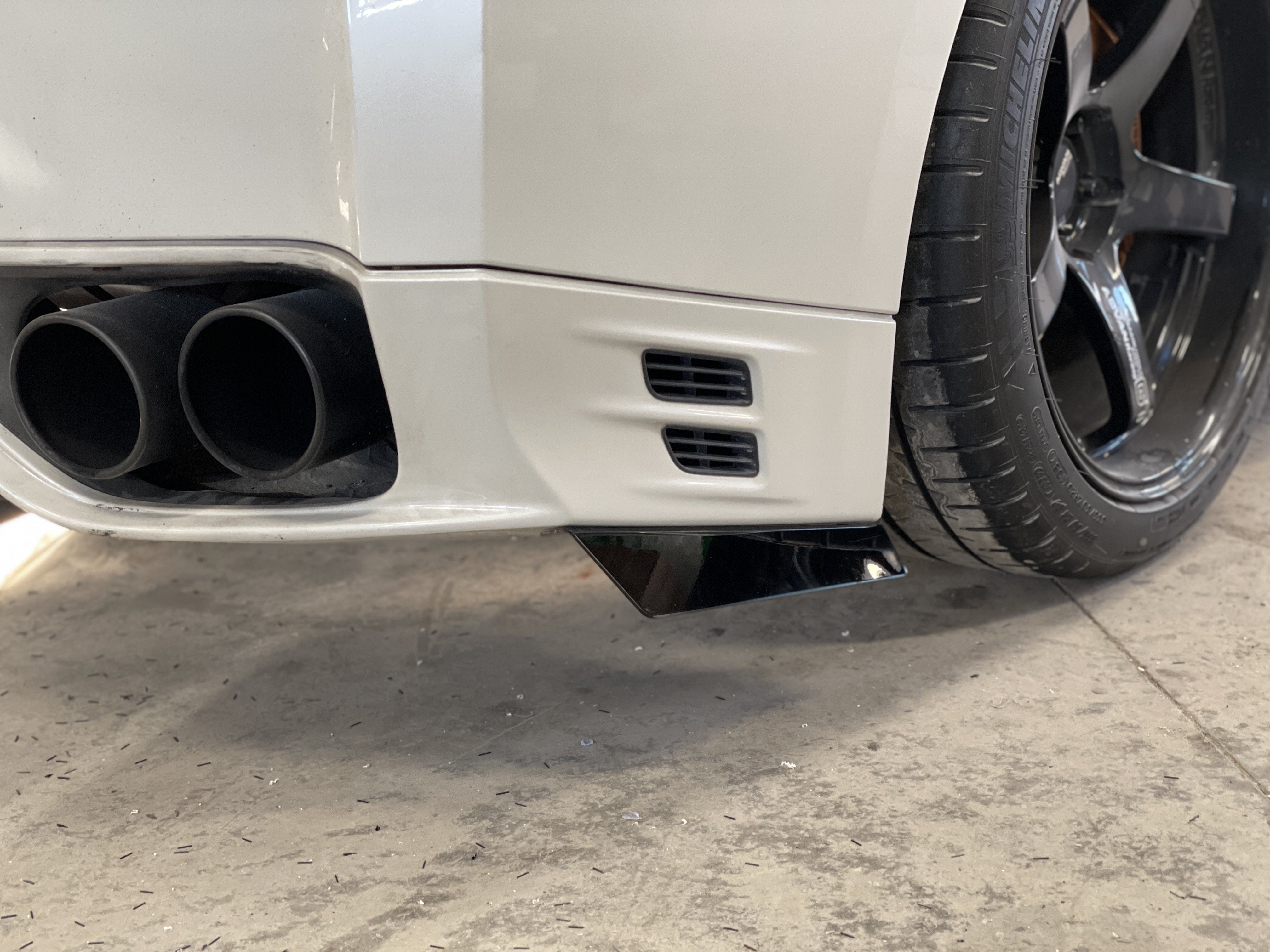 Aluminum Rear Diffuser - Sides Only (Universal) - Artwork Bodyshop