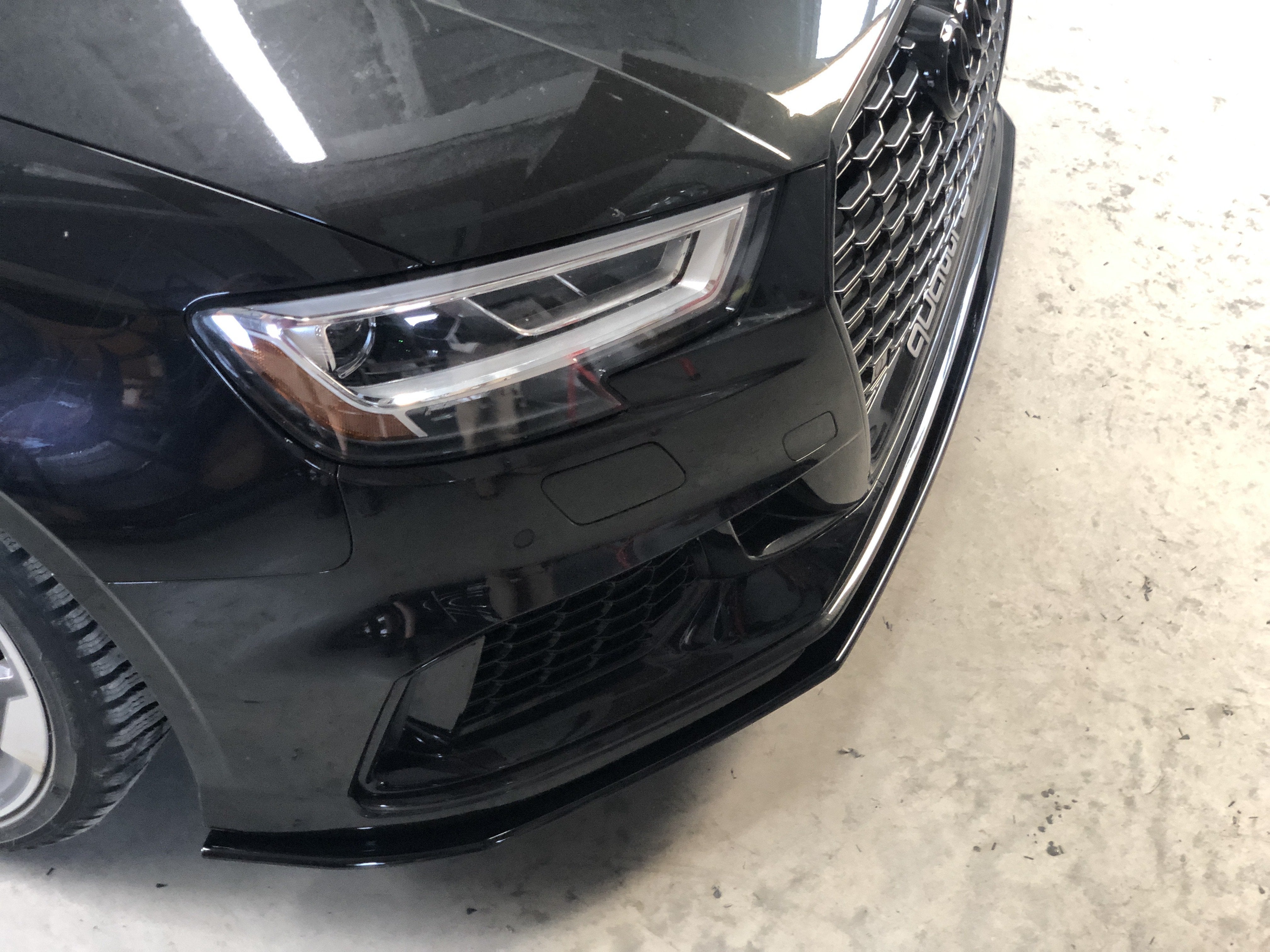 Front Splitter - Audi RS3 17-20 - Artwork Bodyshop