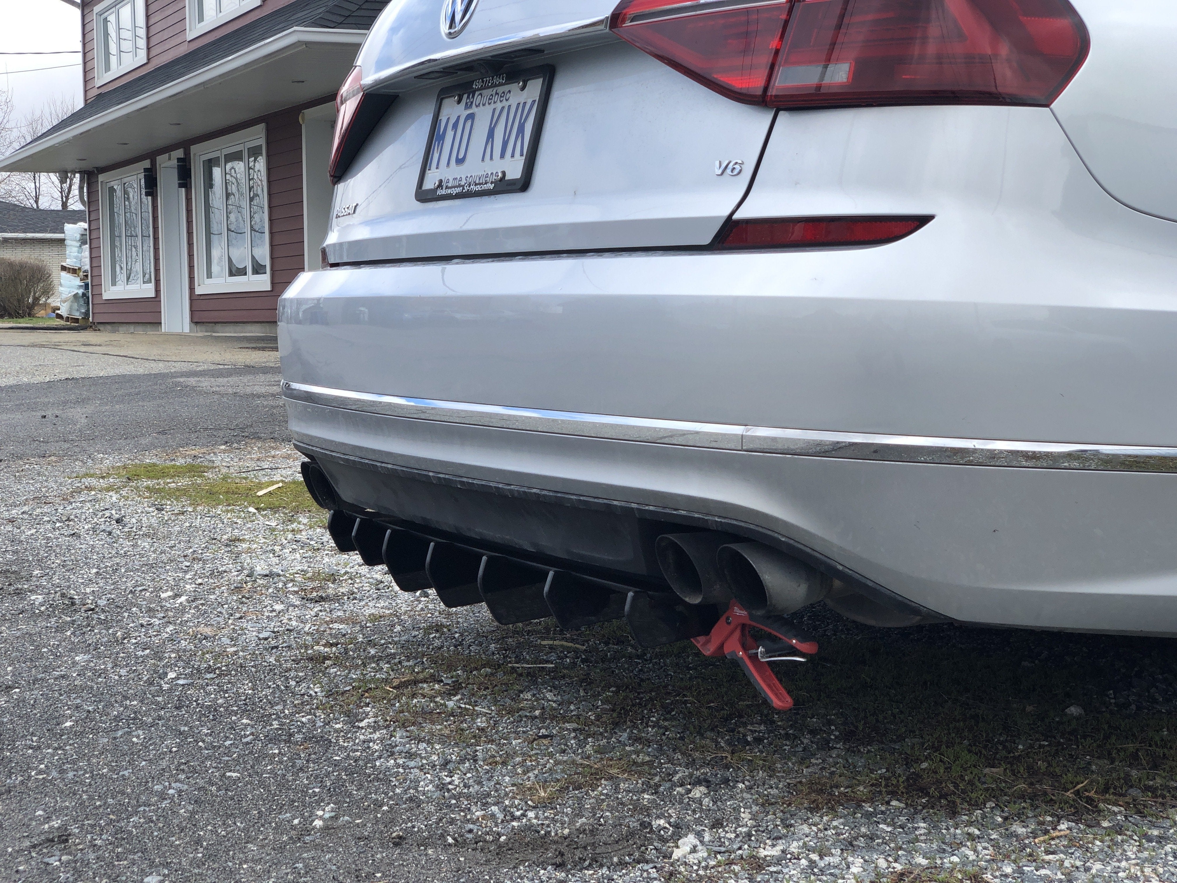 Rear Diffuser OEM style - Volkswagen Passat 16-19 - Artwork Bodyshop