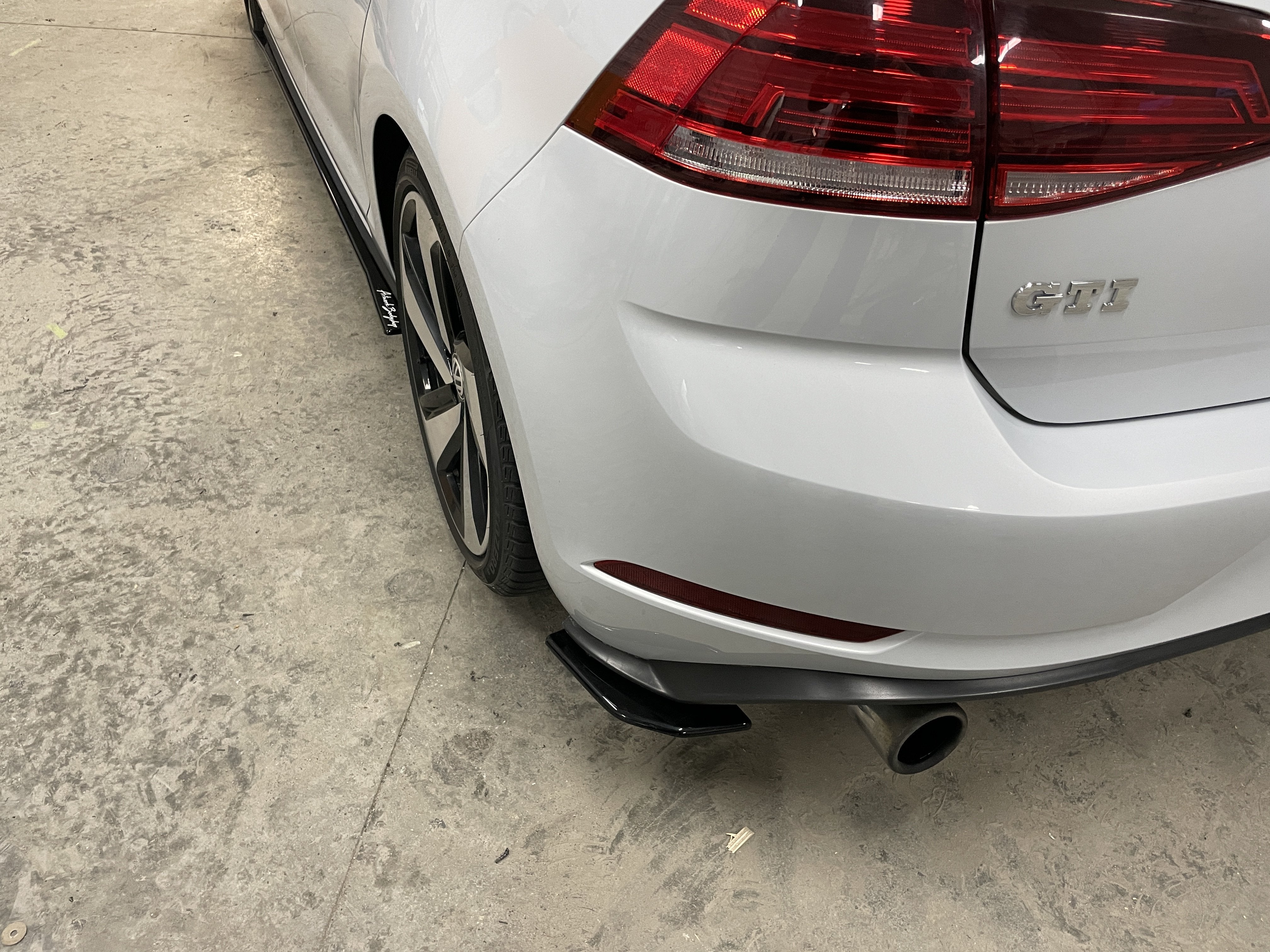 Rear Spats - Volkswagen Golf GTI MK7/MK7.5 - Artwork Bodyshop