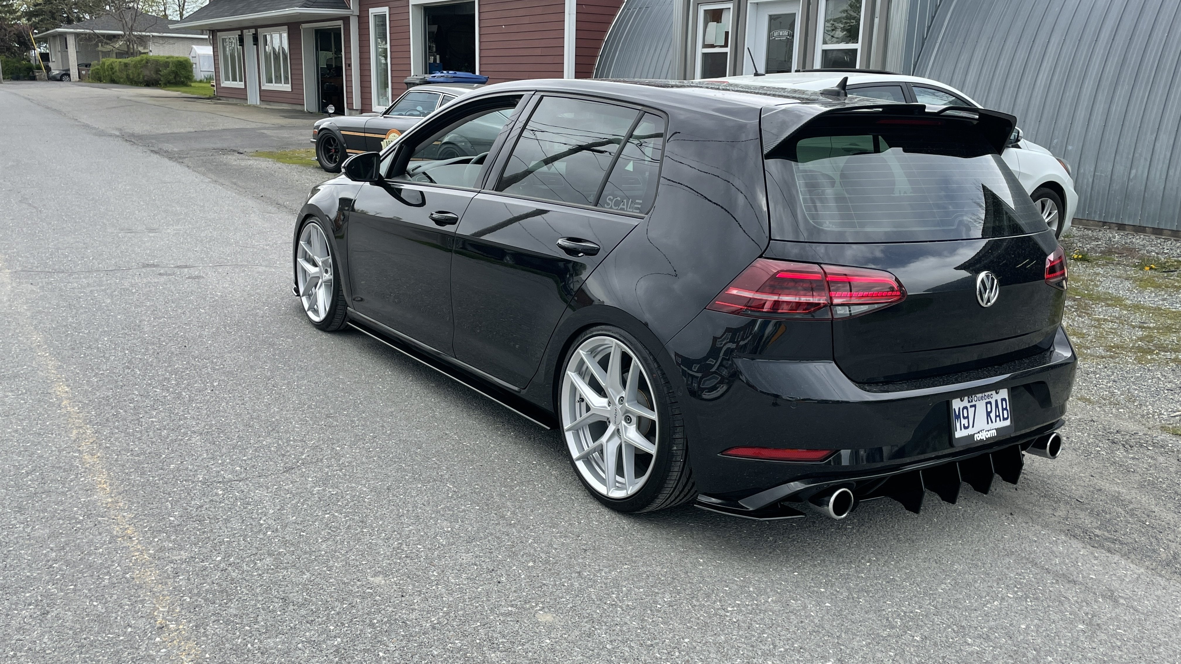 Side Splitters - Volkswagen Golf MK7/MK7.5 - Artwork Bodyshop